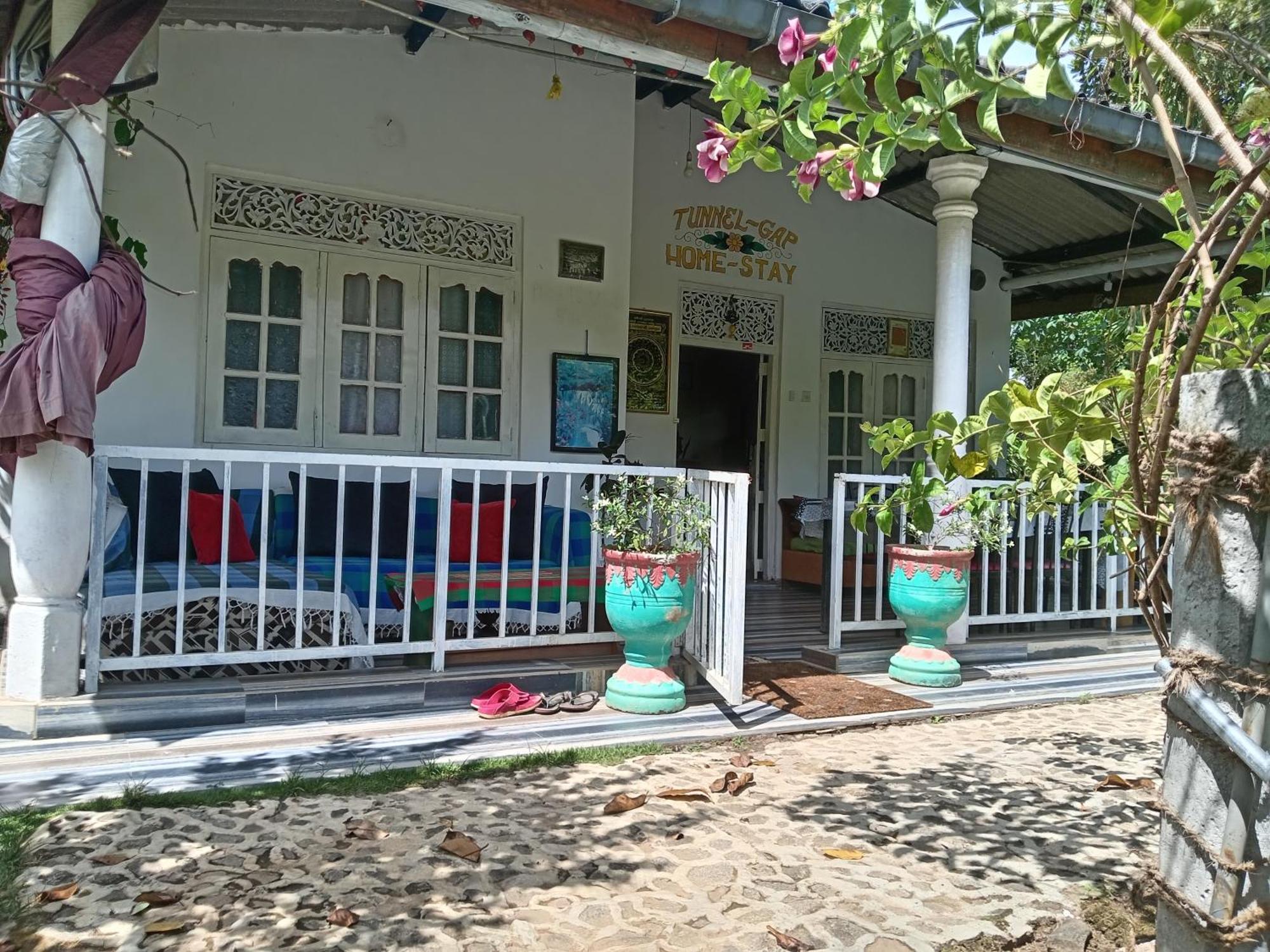 Tunnel Gap Homestay Ella Zewnętrze zdjęcie